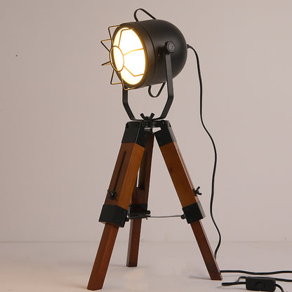 Tripod Table Lamp